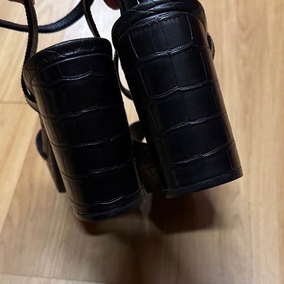 Chinese laundry size 8.5 women’s  Croc-Embossed Women's Heels - Picture 6 of 9